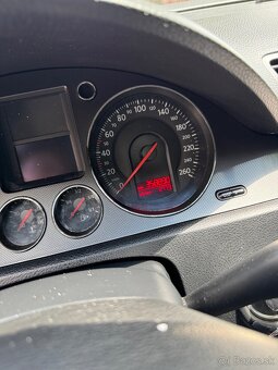 Volkswagen Passat 1.9 TDI - 13