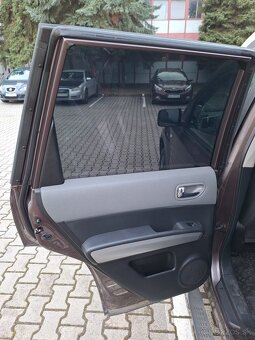Nissan X-Trail T31 2,5 benzín - 13