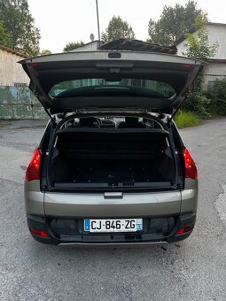 Peugeot 3008 2.0HDI Hybrid - 13
