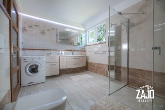 RD s pozemkom 2 533 m² a výhľadom na Vršatec   Ilava - 13