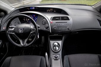 Honda Civic 1,4i-VTEC 73kW - 13