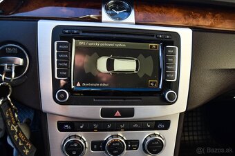 Volkswagen Passat Variant 2.0 TDI BMT Highline DSG - 13