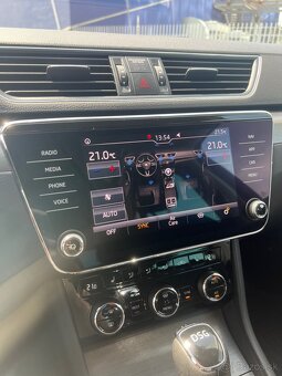 Predam Škoda Superb Style Combi Facelift 2.0 TDI DSG - 13