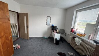 Rodinný dom s priestrannou záhradou - Smižany - 13