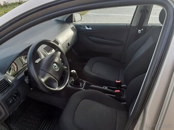 Škoda Fabia 1.2 47kw - 13