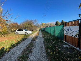 MH280- Na predaj krásna záhrada s chatkou v Komárne - 13