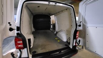 VW Transporter T6 2.0 Tdi - 13