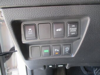 NISSAN X-Trail 1,6 dCi 130 Tekna Automat Pano 2015 - 13