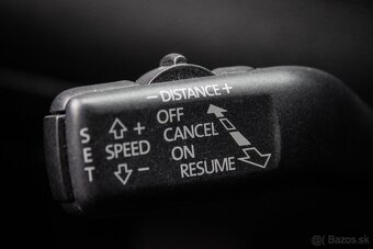 Volkswagen Passat Variant 3.2 V6 4Motion DSG - 13