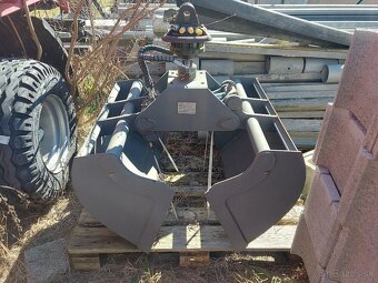 Traktorový náves BIG 9.7 + hydraulická ruka - 13