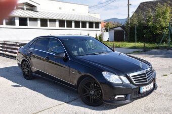 Mercedes-Benz E trieda Sedan 350 CDI Blue Elegance 4matic - 13