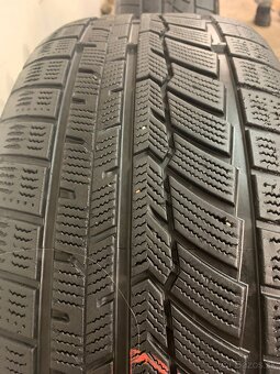 Mercedes 4x elektrony + 4x zimne gumy   17 235/55R17 - 13