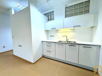 NA PRENÁJOM  PRIESTORY PRE AMBULANCIU LEKÁRA, SENICA - 13