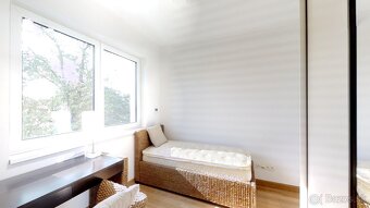 Prenájom 5i RD, záhrada, 2x PARKING, 3x kúpeľňa, Jurská ul. - 13