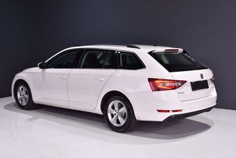 Predám Škoda Superb 3 combi obsah 2 liter desel ročník 2019 - 13