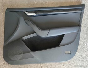 Škoda Octavia 3 RS tapacir predných dverí - 13