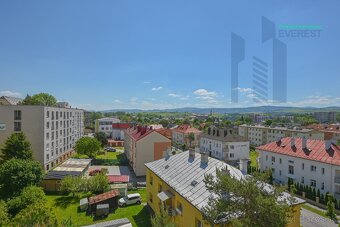 2-izbový byt, Centrum - Sp. Nová Ves, Výťah v bytovom dome. - 13