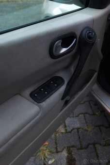 Renault Megane 1.6 16V (2006) 82kw - 13