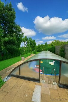 Krásny dom s bazénom, garážou a altánkom ZNÍŽENÁ CENA - 13