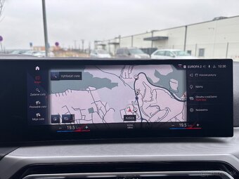 BMW Rad 3 Touring 320d mHEV A/T - 13