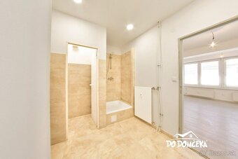 DO DOMČEKA | Bývanie s veľkorysým priestorom a vlastnou gará - 13