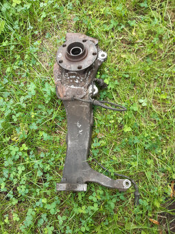 AUDI A8 D2 4.2 228kw krátká i long - díly - 13