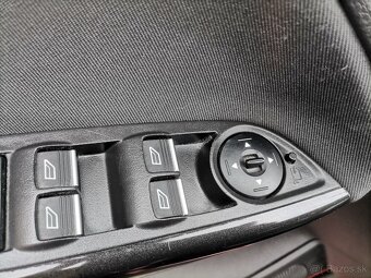 Ford Focus Combi   model 2016 - 13