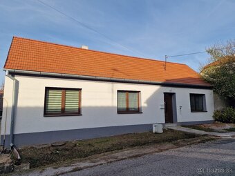 Predám pekný kompletne zrekonštruovaný rodinný dom - 13
