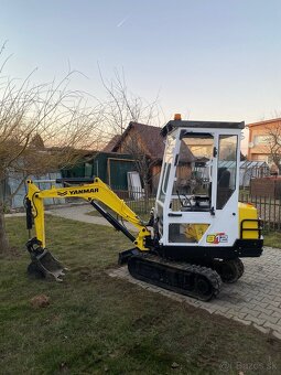 Yanmar B12 - 13