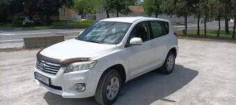 Predám Toyota Rav4, r.v. 12/2011 - 13