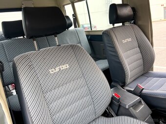 Toyota Land Cruiser LJ73 VX - 13