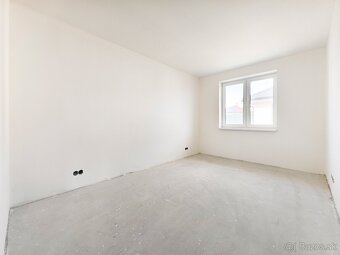 Na predaj – 2 samostatné novostavby typu bungalov - 13