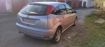 Ford Focus 1.8 TDCi Ghia - 13