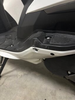 Predám KEEWAY CityBlade 125 - garážovaný - 13
