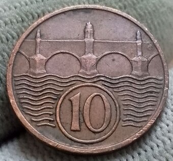 Československé  medené 10haliere. - 13