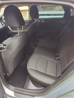 Kia Ceed 1.0 74kw M6 Silver - 13