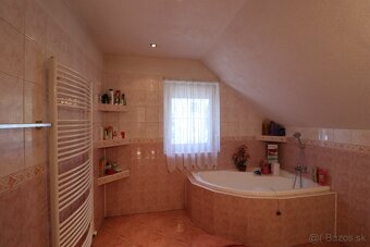 Na predaj 4 -izbový rodinný dom v BA - Ružinov (Trnávka) - 13