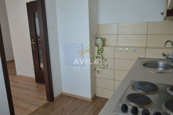 NA PREDAJ: 1izbový byt 30m2, kompletná rekonštrukcia - Trnav - 13
