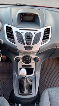Predám FORD FIESTA 1.2 v skvelom stave len 79tis. km - 13