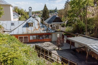 Zrekonštruovaný zariadený dom pri Námestí Svätej Trojice - 13
