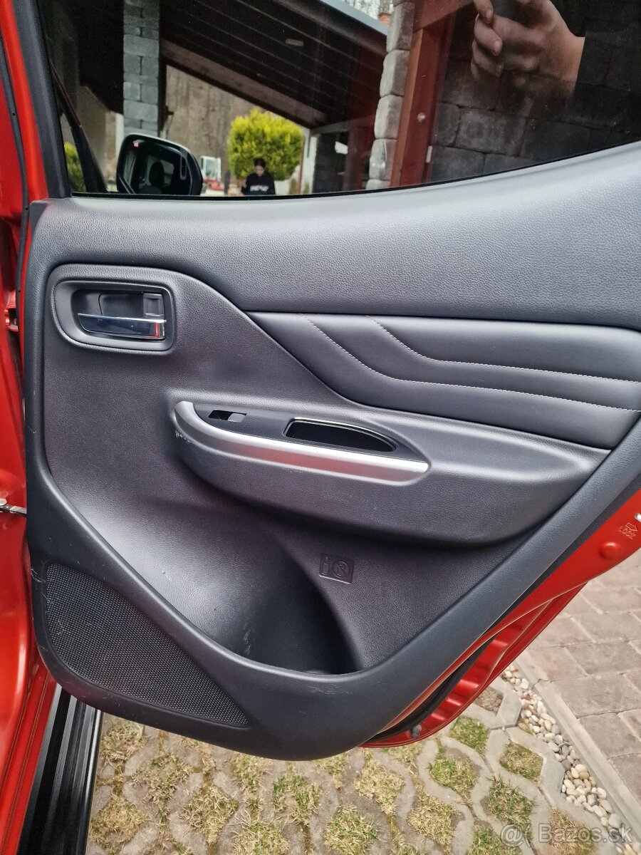 Mitsubishi L200 - 14