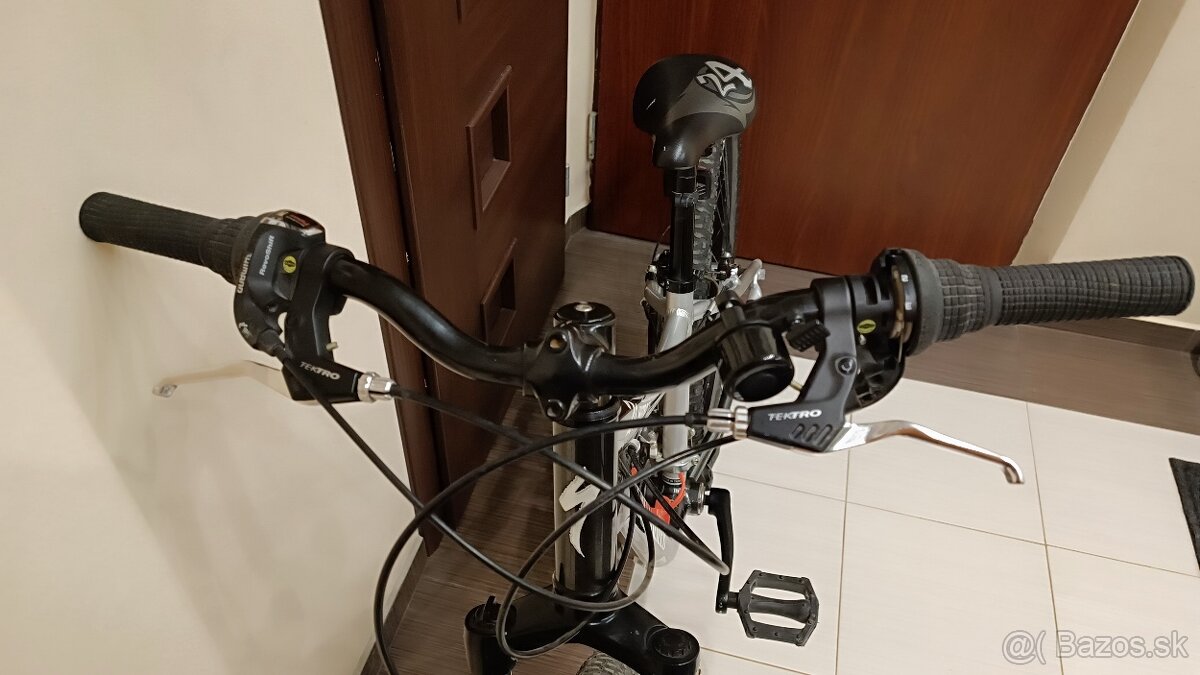 Detský / juniorský bicykel Specialized Hotrock 24 - 14