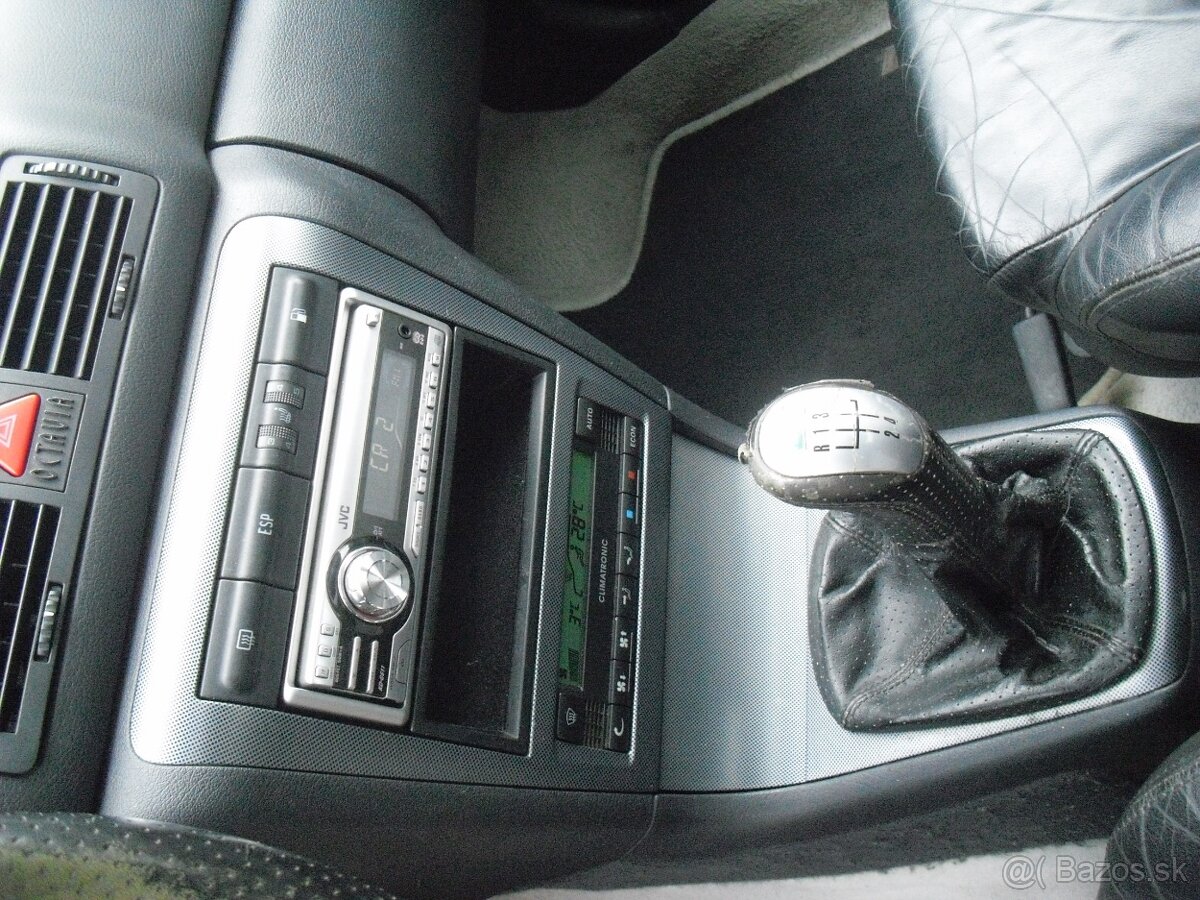 Skoda Octavia 1.8T 132KW RS1 - 14