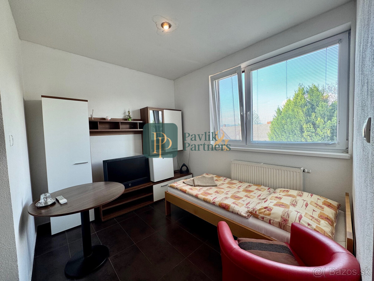 Predaj zabehnutá reštaurácia a penzión, Veľký Lapáš, 19á poz - 14