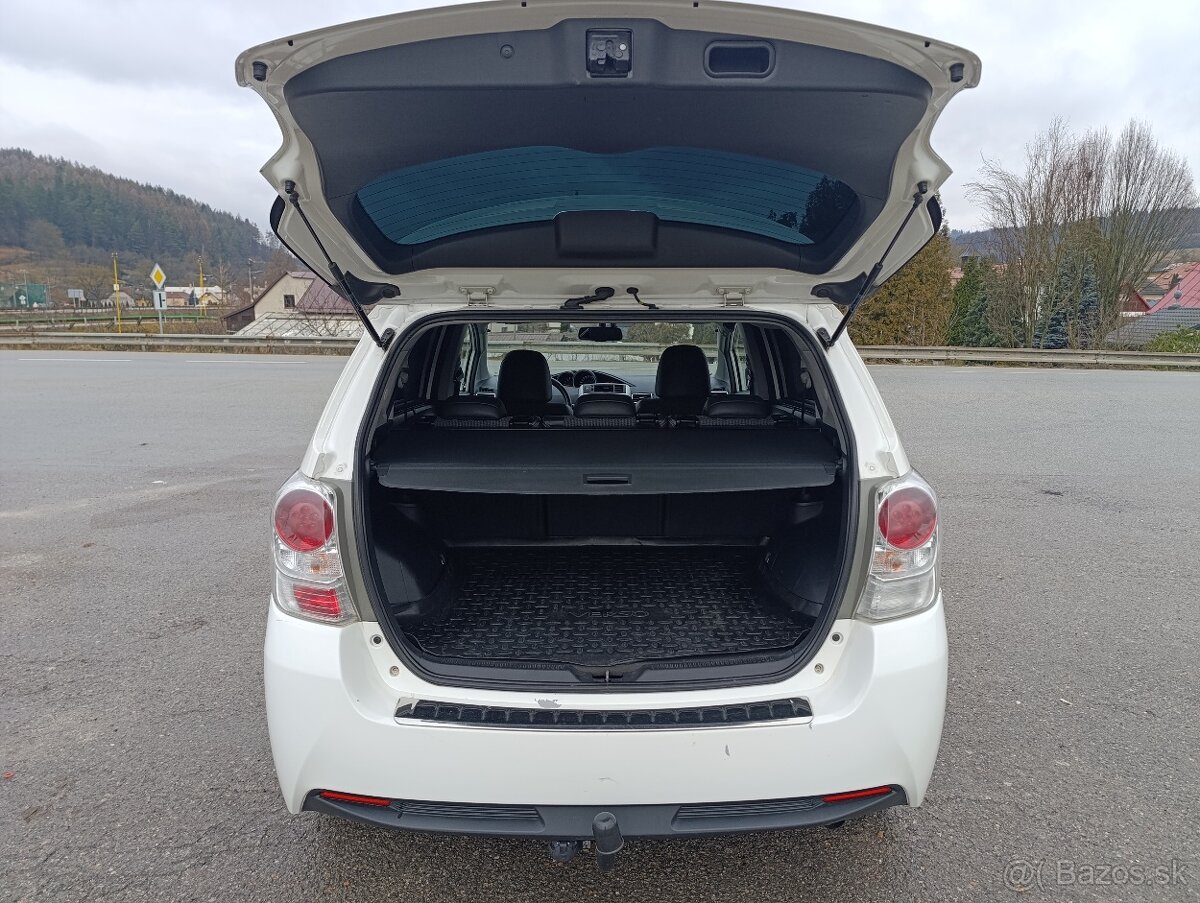 Toyota Verso 2,2 D-CAT - 14