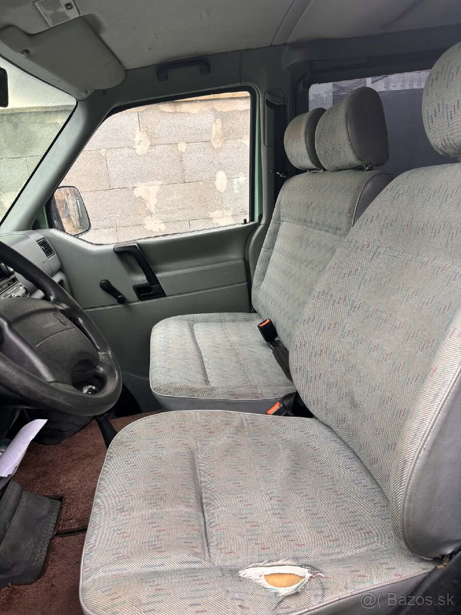 Volkswagen Caravelle T4 - 14