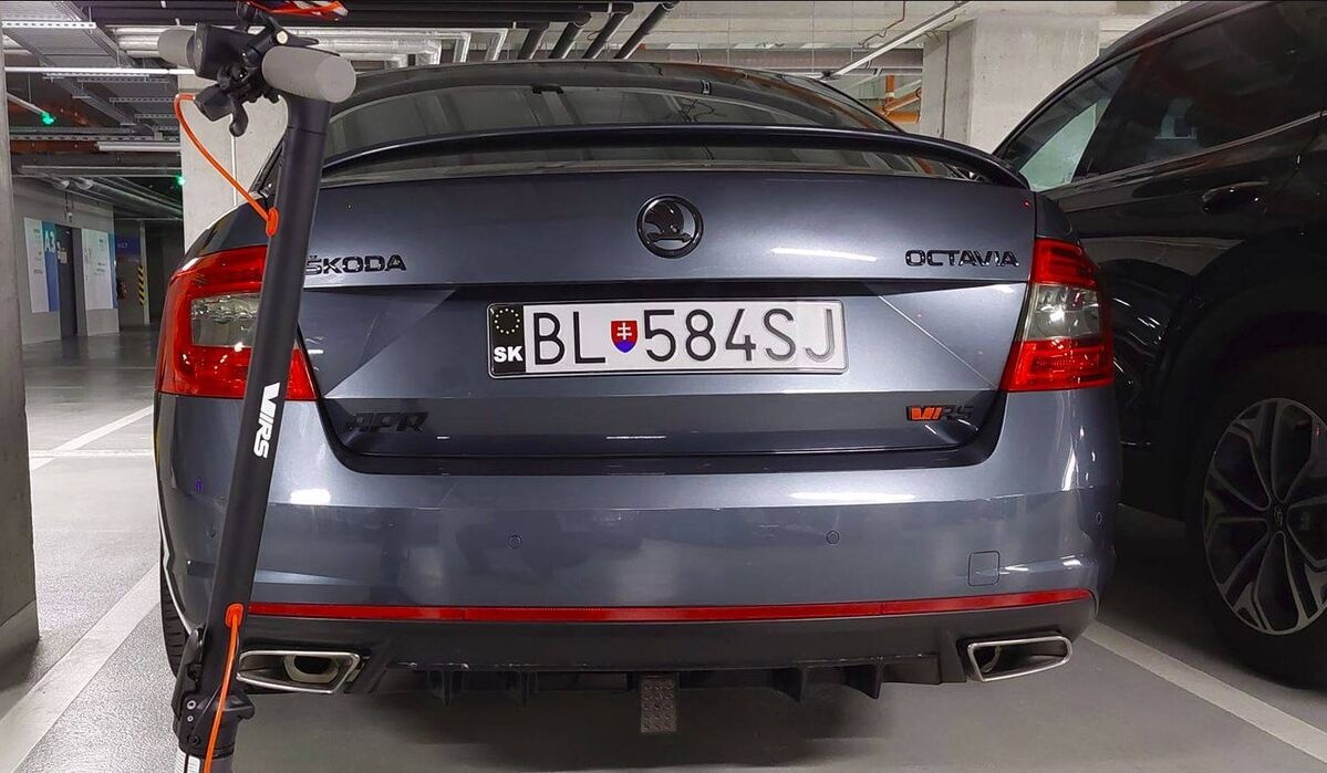 Škoda znaky nápis čierny logo znak - 14