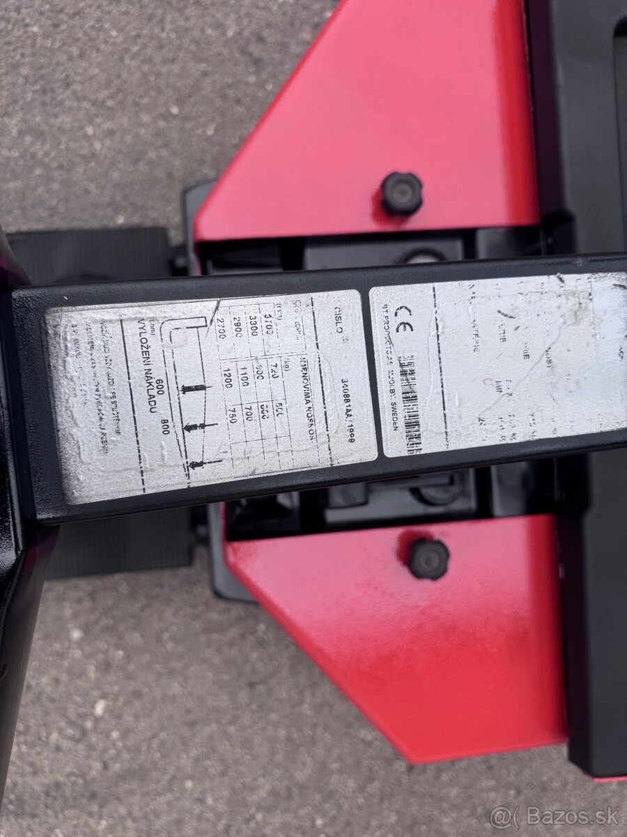 Vysokozdvižný vozík ručně vedený s plošinkou 1,2t - 14