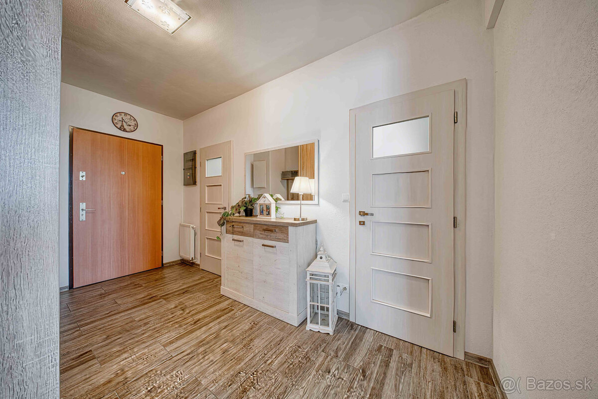 Na predaj 3-izbový byt s terasou Na Zongorke v Trenčíne - 14
