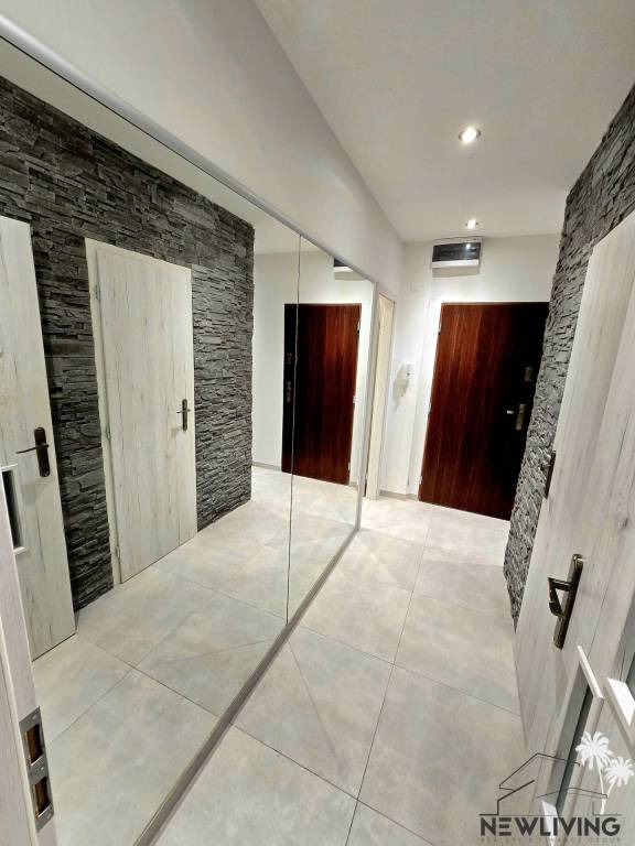 NA PREDAJ 2 izbový byt Hviezdoslavova Nové Mesto nad Váhom - 14